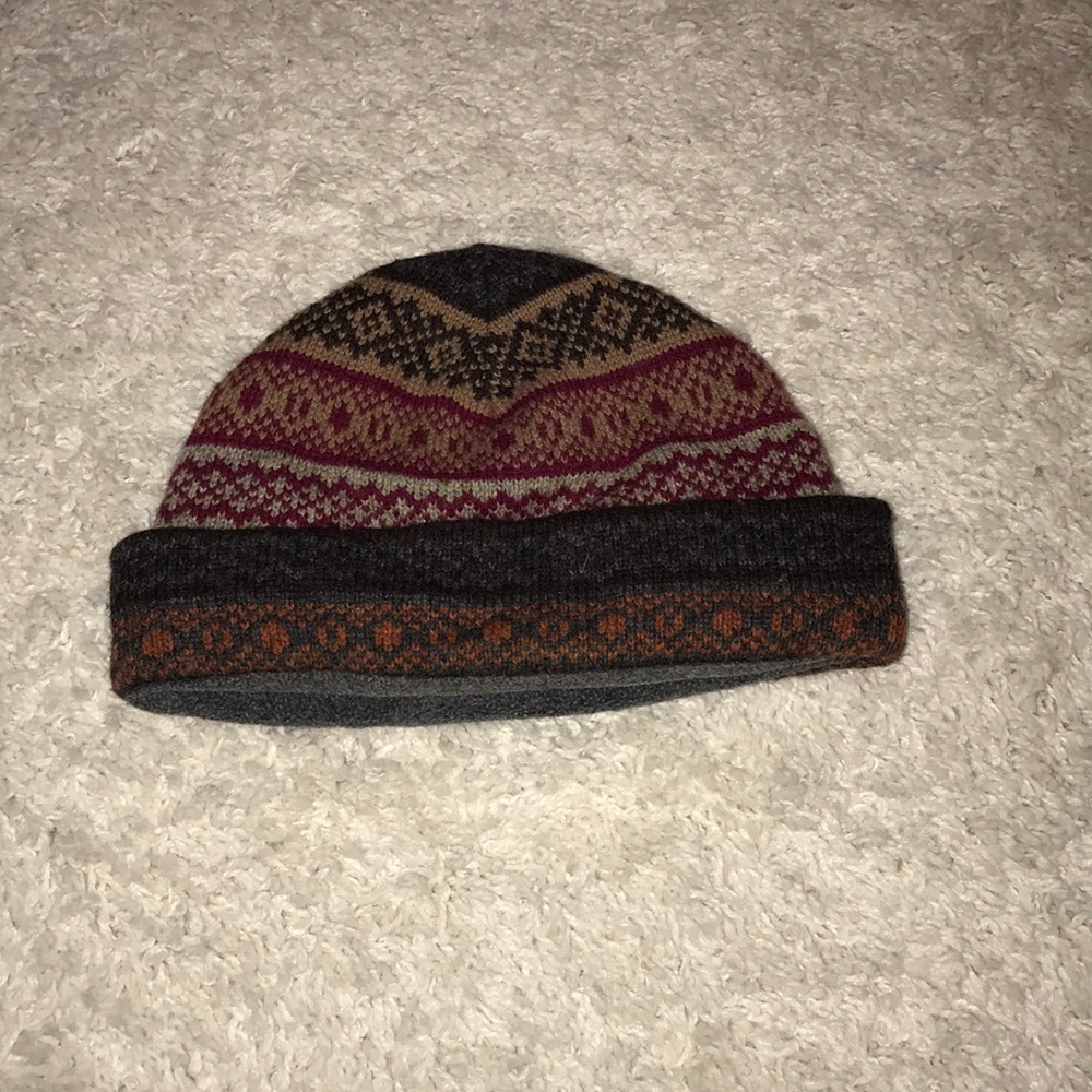 MENS HAT NEVER WORN